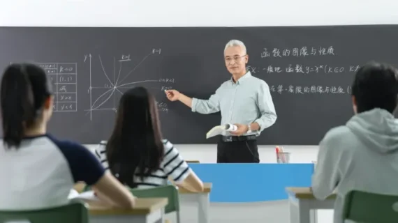 Jurusan Sastra Cina: Peluang Emas di Era Global dan Prospek Kerja