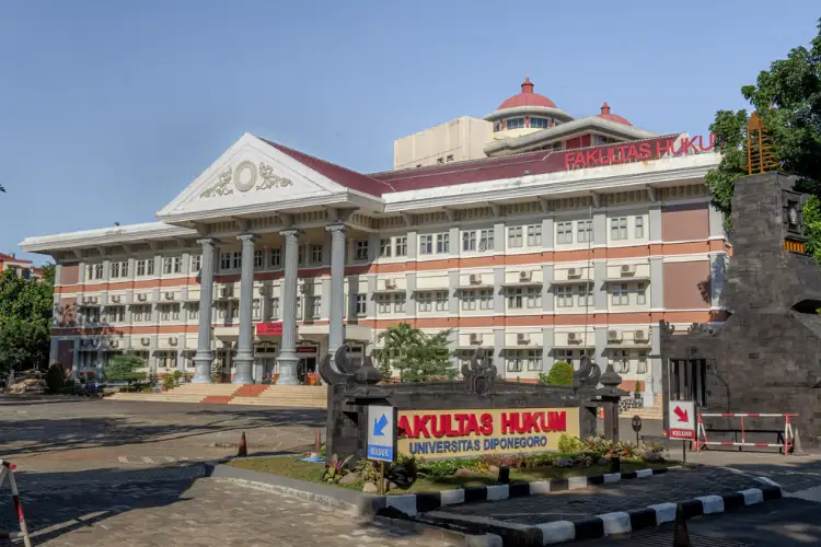 kampus undip